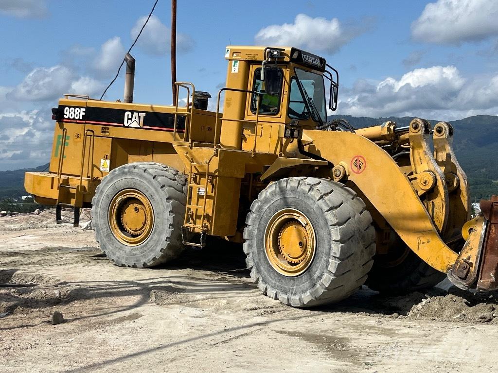 CAT 988 F II Cargadoras sobre ruedas