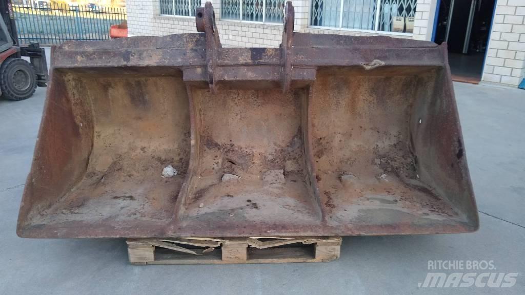 Hyundai HX 300 L Cucharones