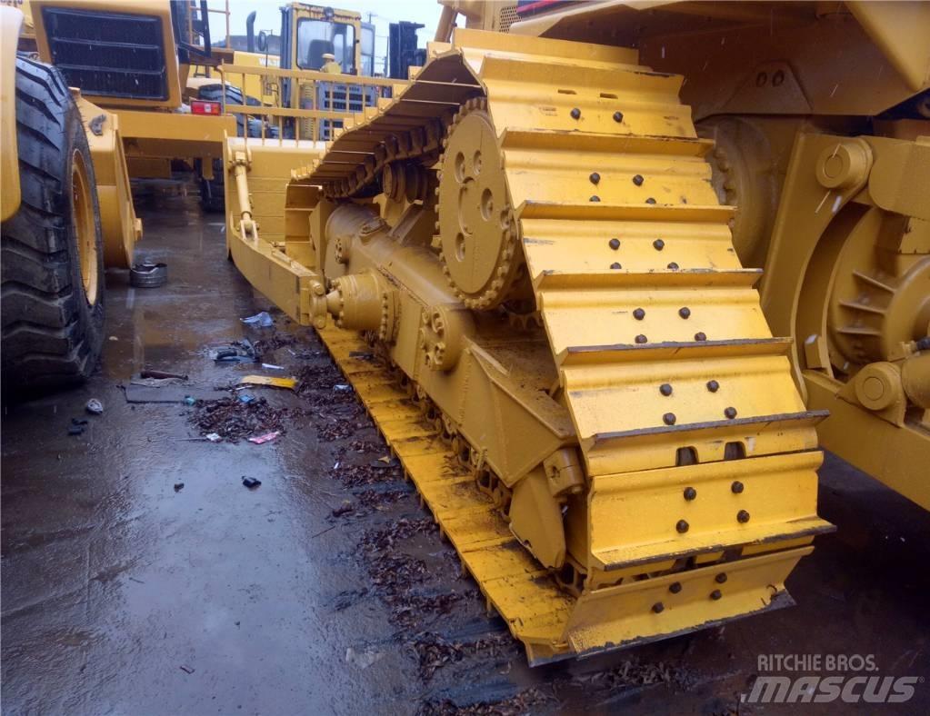 CAT D 7 R Buldozer sobre oruga