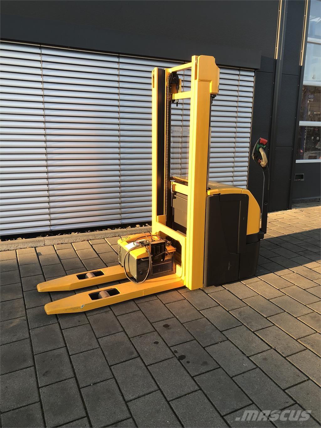 Jungheinrich WP16 Apiladores eléctricos autopropulsados