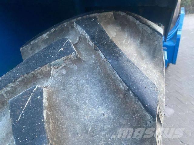 Hamm 2301-9 Rodillos de un solo tambor