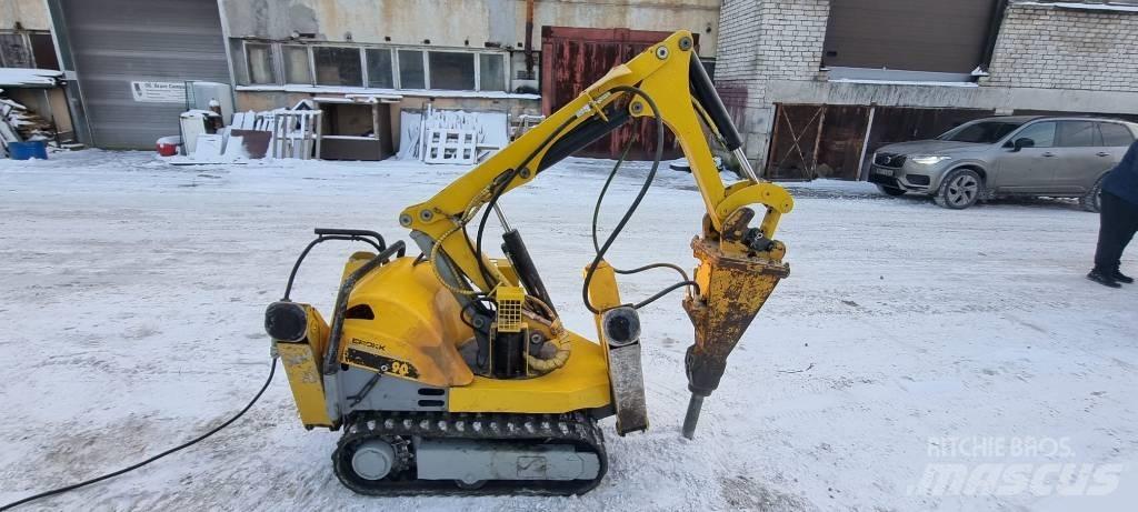 Brokk 90 Excavadoras de demolición