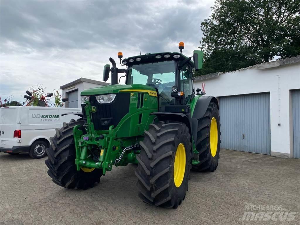 John Deere 6R 215 Tractores
