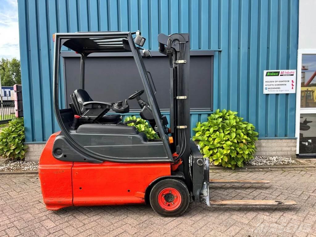 Linde E16-02 Carretillas de horquilla eléctrica