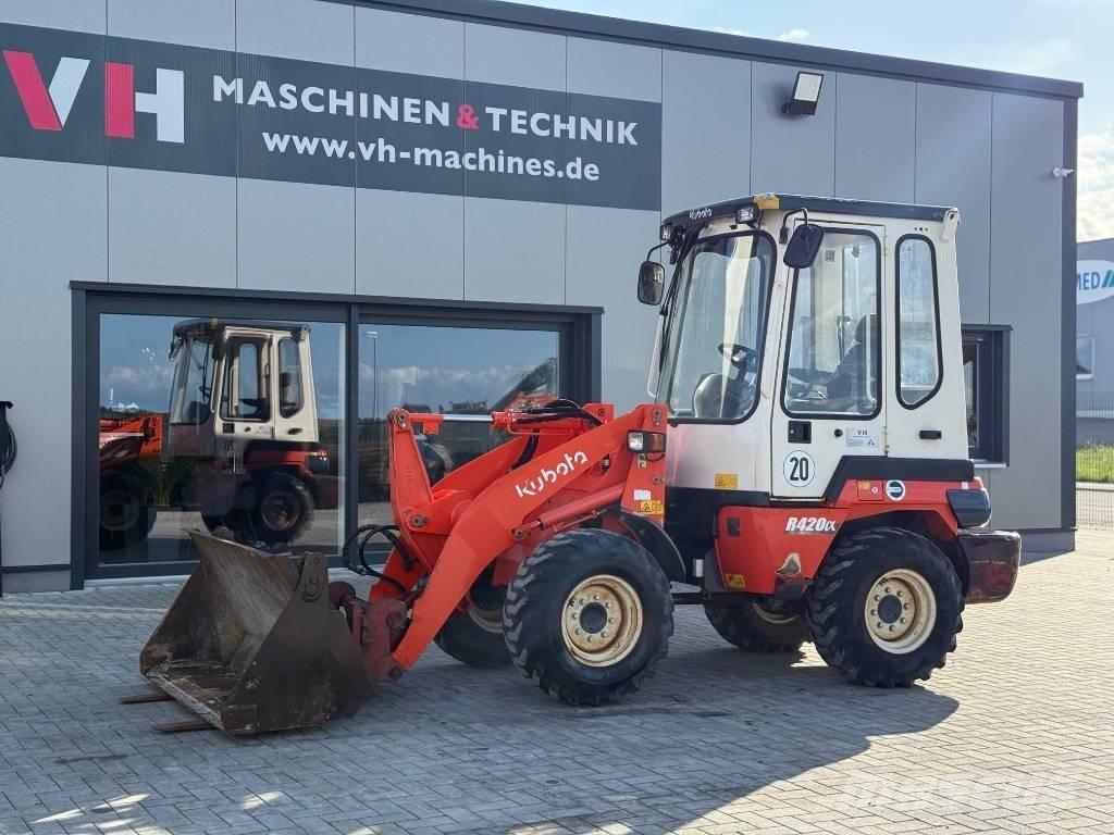 Kubota R 420 Cargadoras sobre ruedas