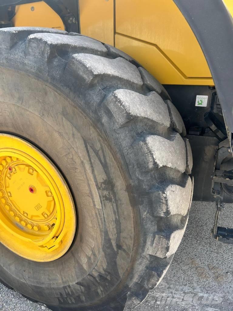 Komatsu WA 500-8EO Cargadoras sobre ruedas