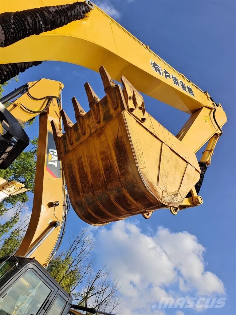 Komatsu PC 200 Excavadoras de cadenas