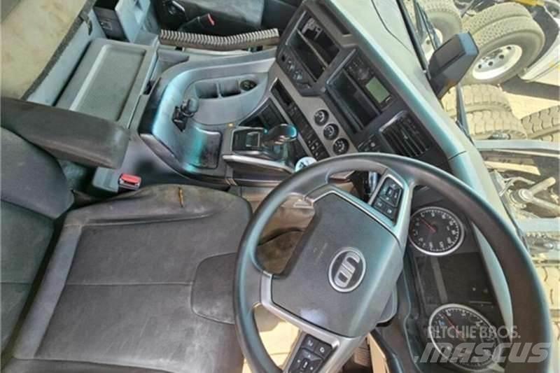 UD TRUCKS QUON Otros camiones