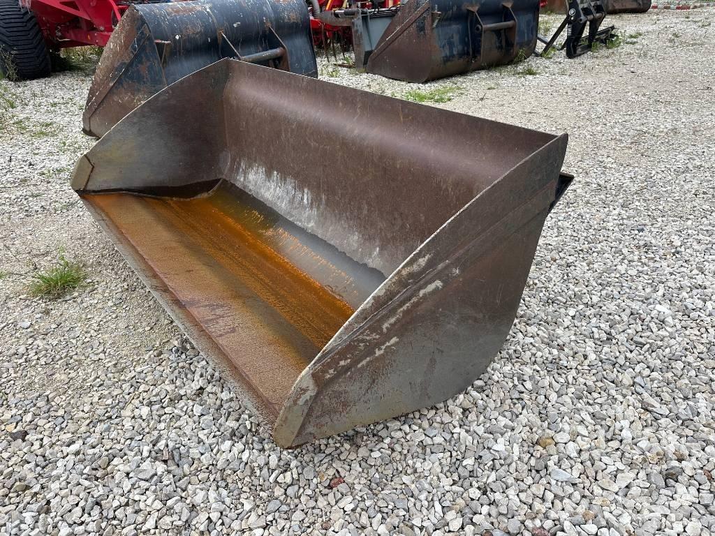 ŁYŻKA MANITOU 2,4 M Otros equipos de carga y excavación
