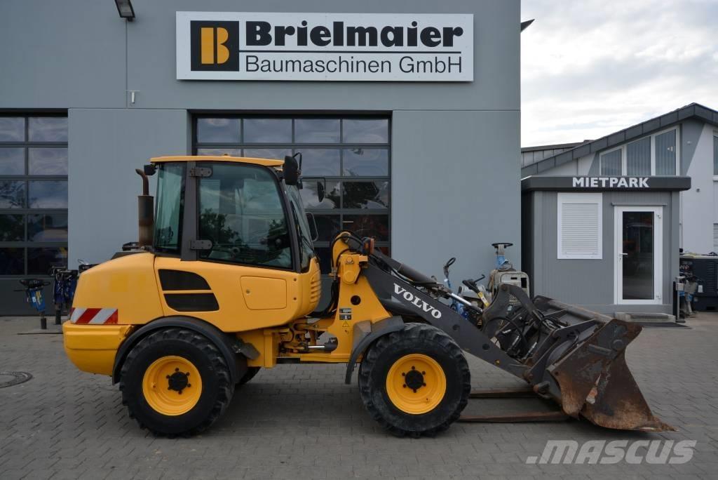 Volvo L 25 F Cargadoras sobre ruedas