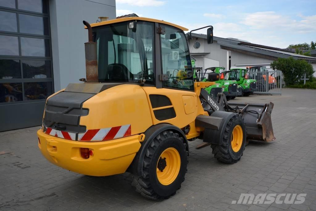 Volvo L 25 F Cargadoras sobre ruedas