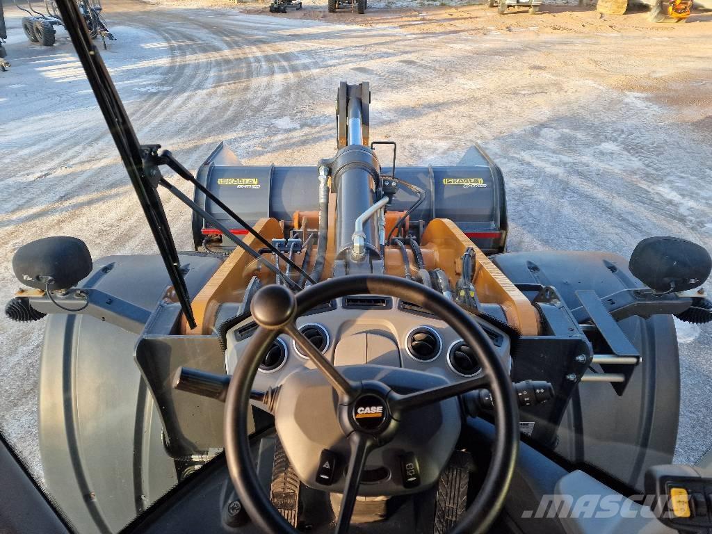 CASE 821 G2 Cargadoras sobre ruedas