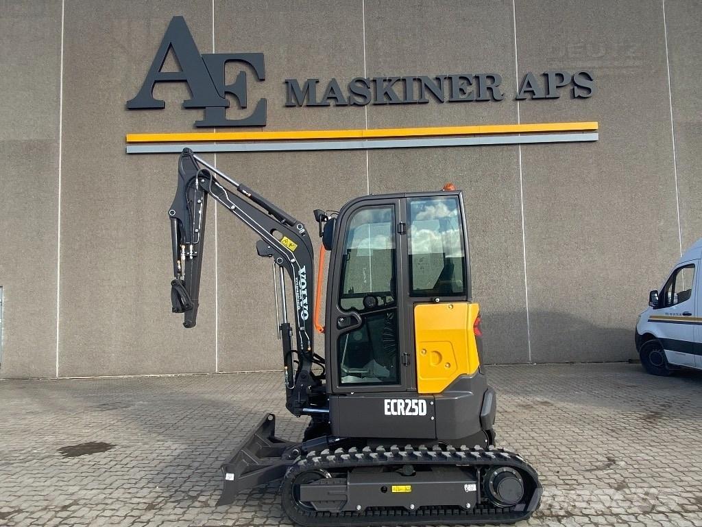 Volvo ECR 25 D Mini excavadoras < 7t