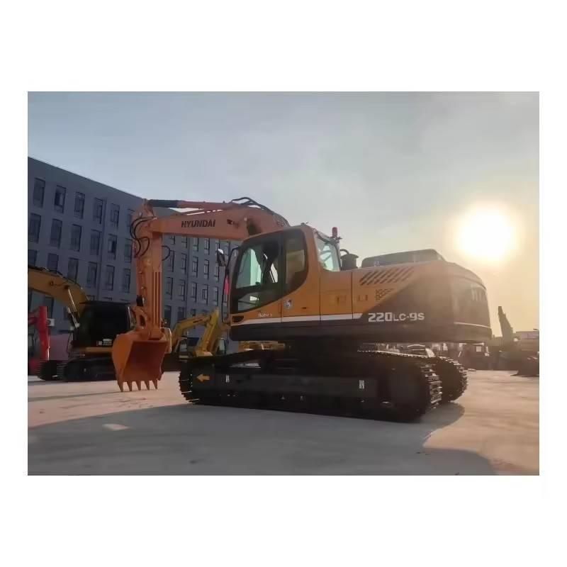 Hyundai HX 220 LC-9S Excavadoras de cadenas