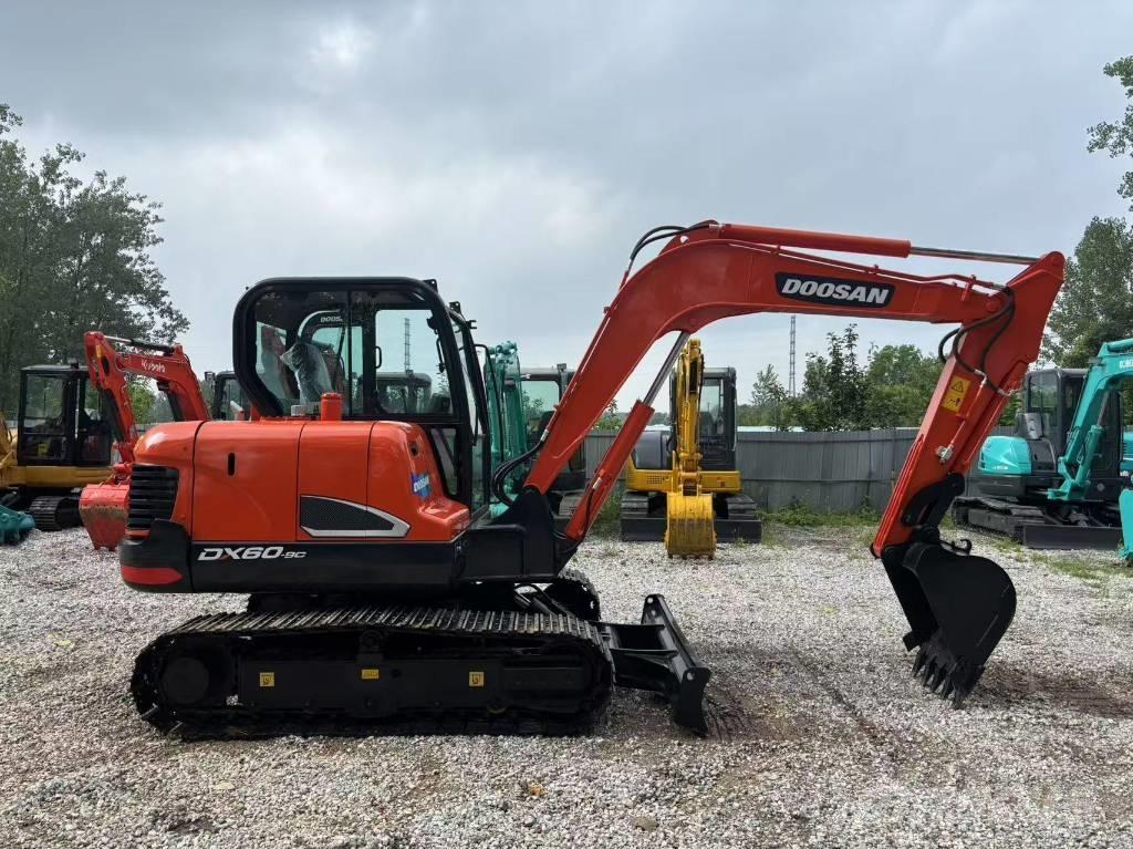 Doosan DX 60-9 C Mini excavadoras < 7t
