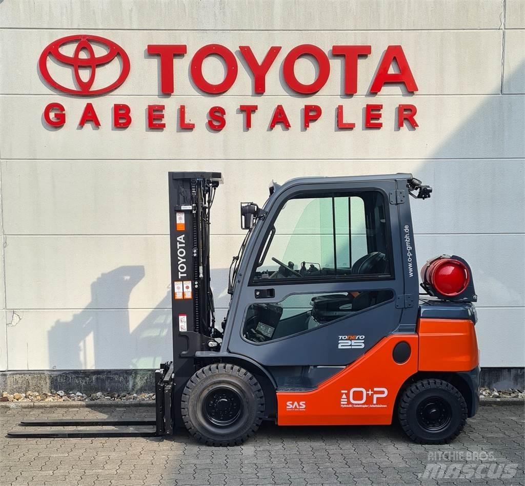 Toyota 02-8FGF25 Carretillas LPG