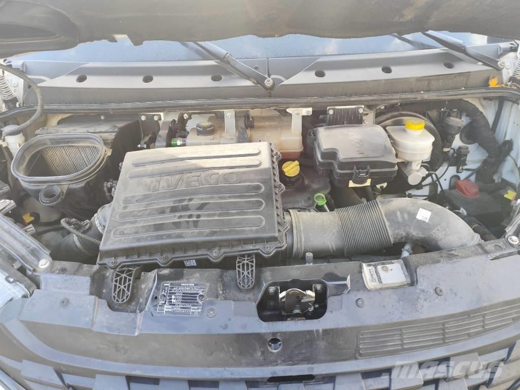 Iveco Daily 35-120 Camiones grúa