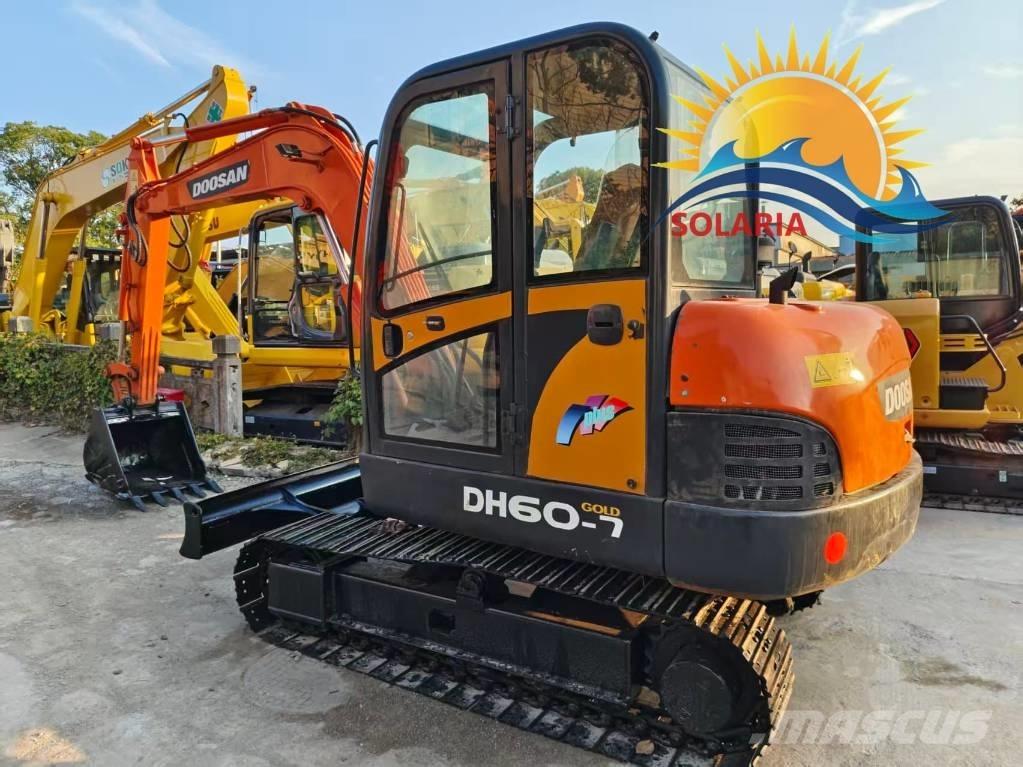 Doosan DH 60-7 Mini excavadoras < 7t