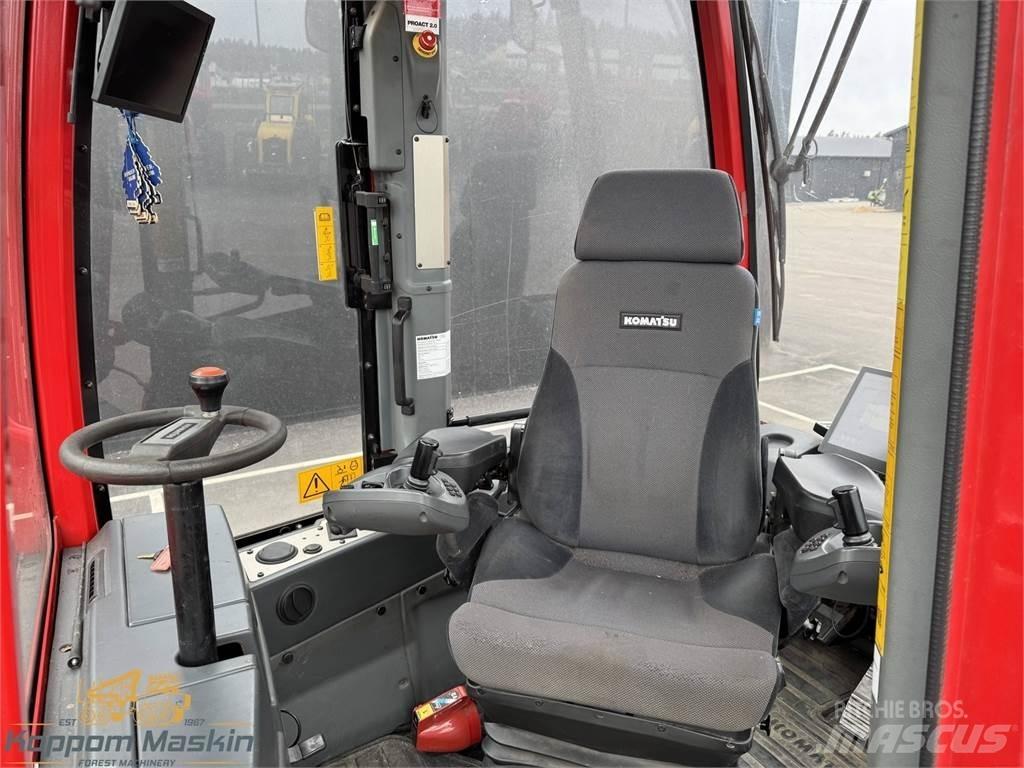 Komatsu 895 Autocargadoras