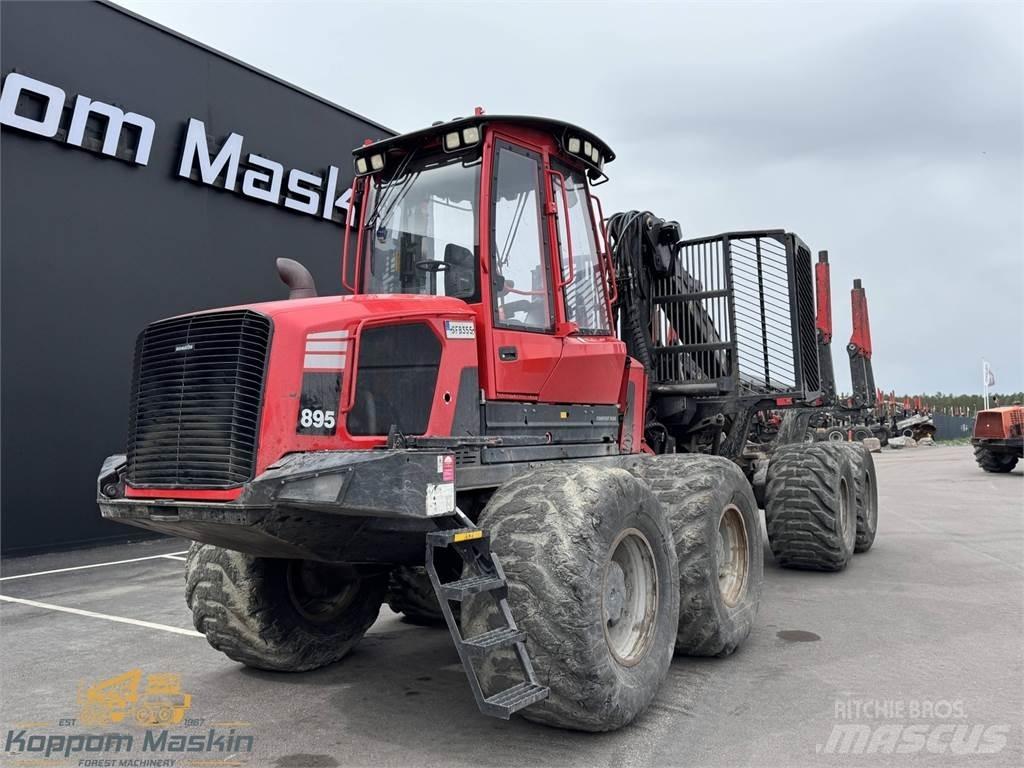 Komatsu 895 Autocargadoras