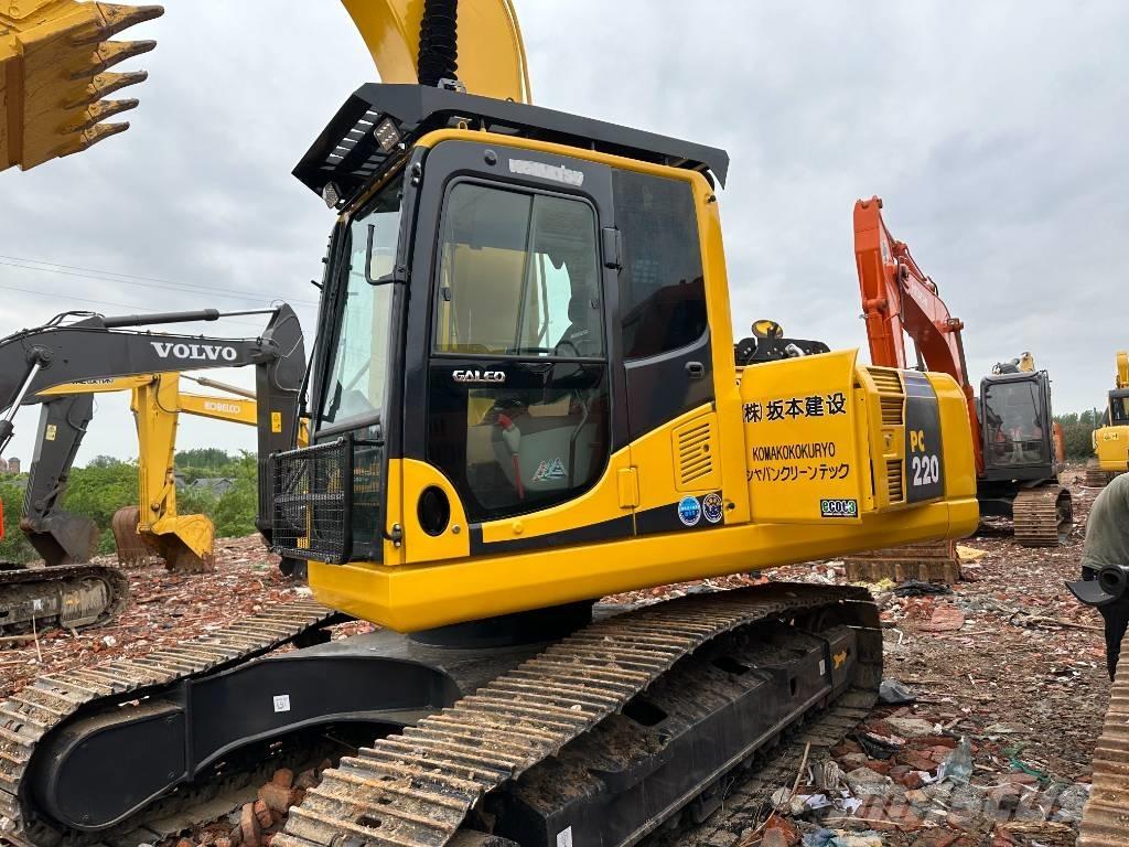Komatsu PC 220-8M Excavadoras de cadenas
