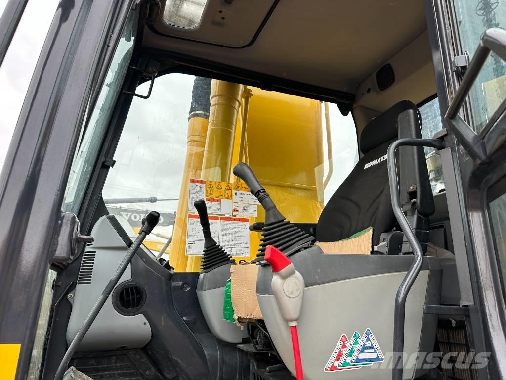 Komatsu PC 220-8M Excavadoras de cadenas
