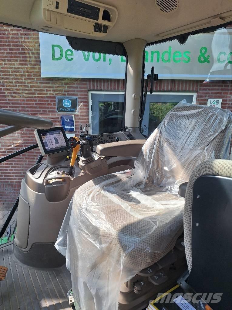 John Deere 6130R Tractores