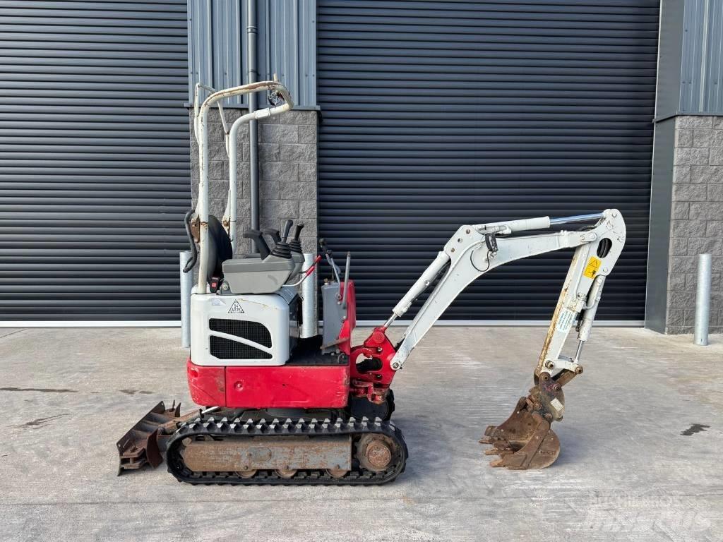 Takeuchi TB 210 R Mini excavadoras < 7t