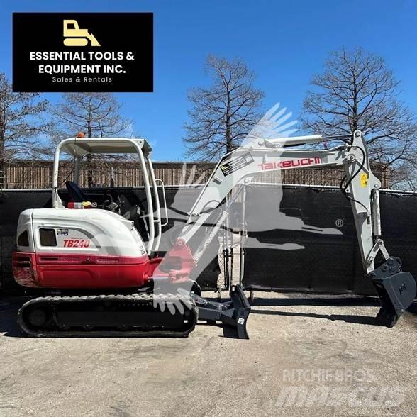 Takeuchi TB240 Mini excavadoras < 7t