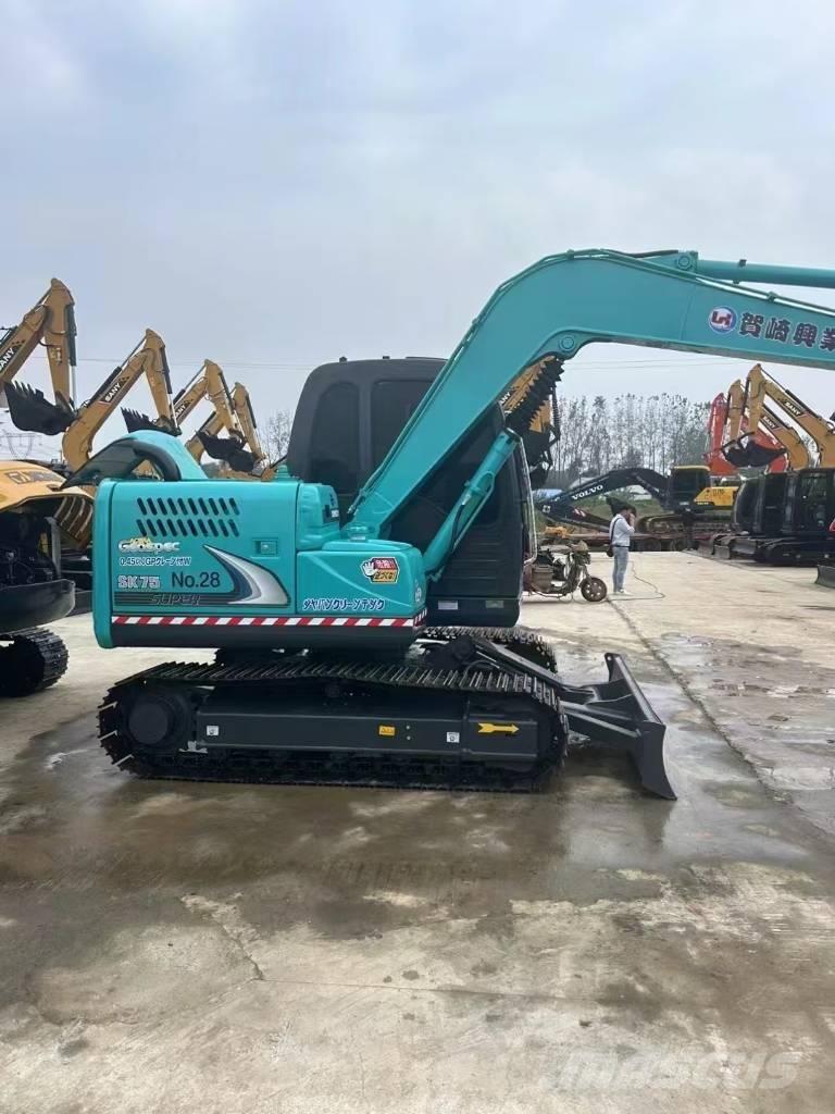 Kobelco SK 75 Excavadoras de cadenas