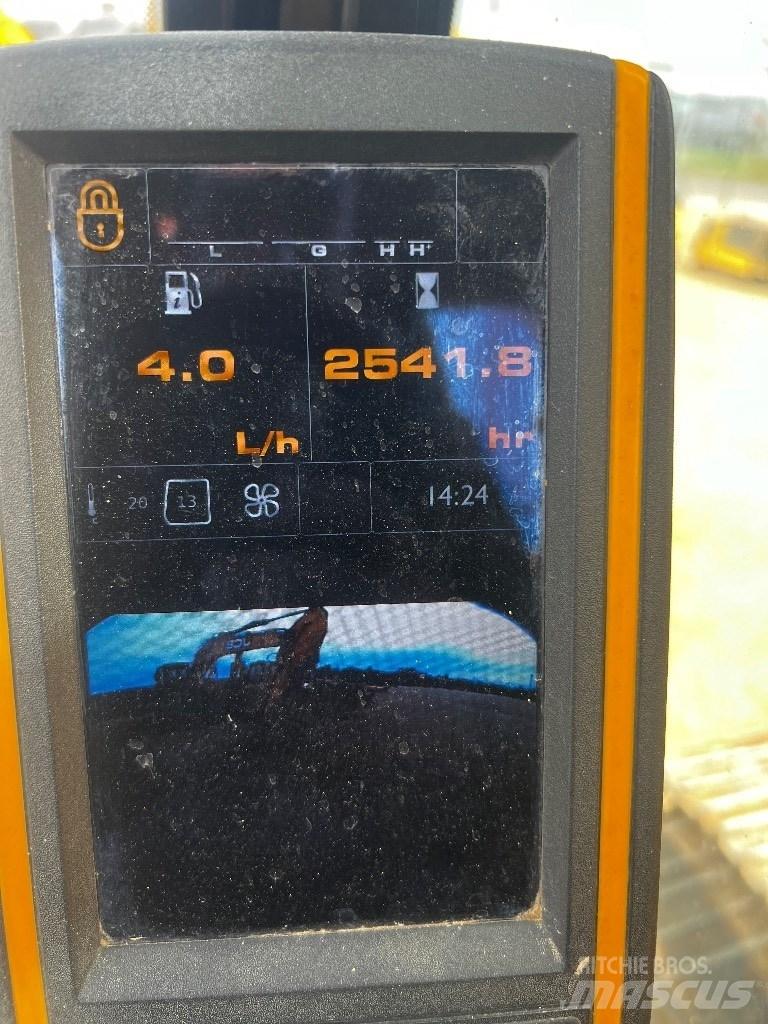 JCB JS 220 N LC Excavadoras de cadenas