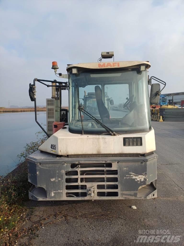 Mafi R336 Cabezas tractoras para terminales