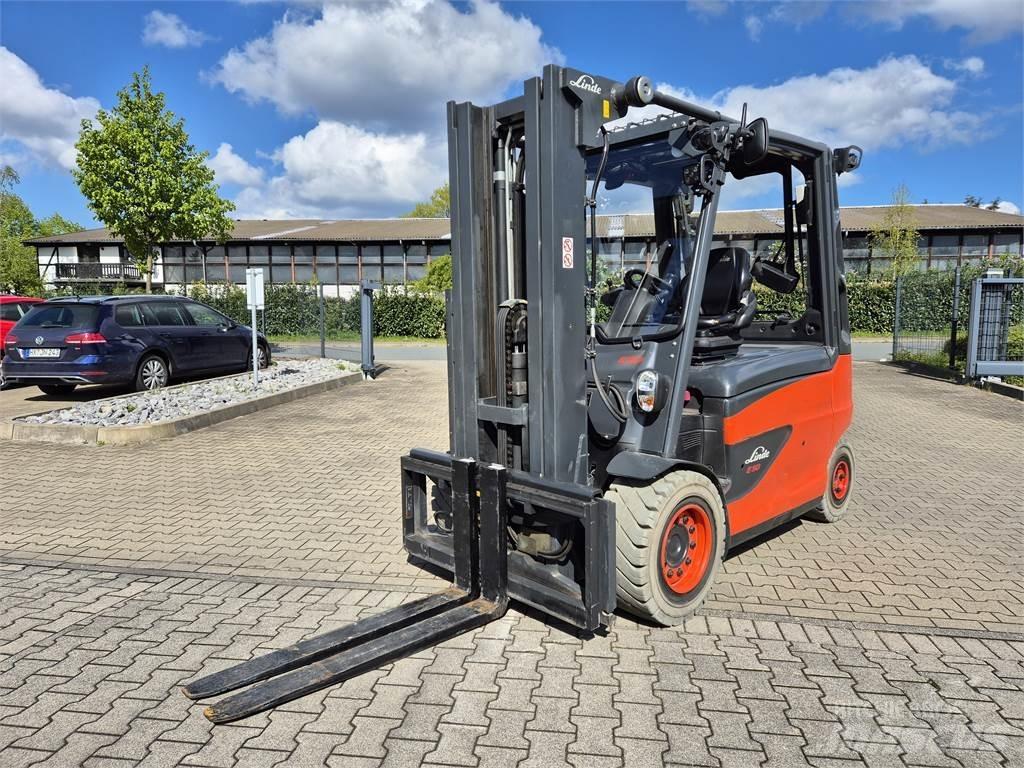 Linde E50HL-01 Carretillas de horquilla eléctrica