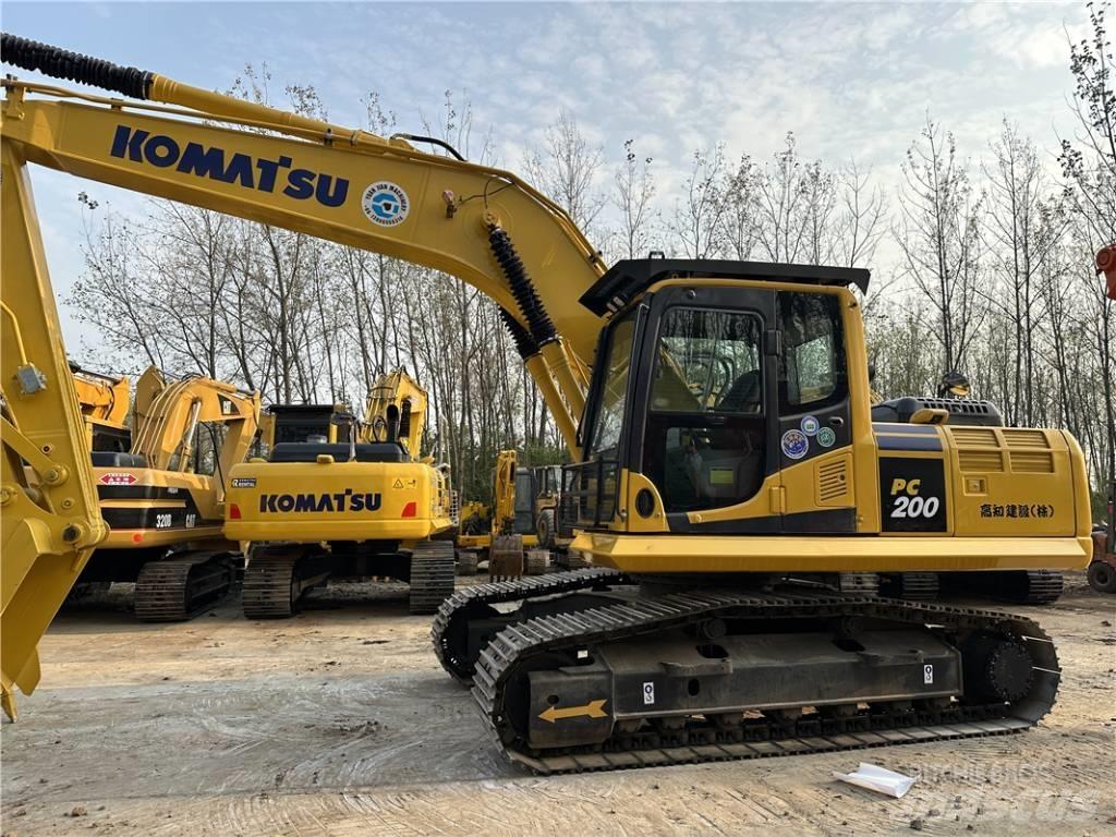 Komatsu PC200-8 Excavadoras de cadenas