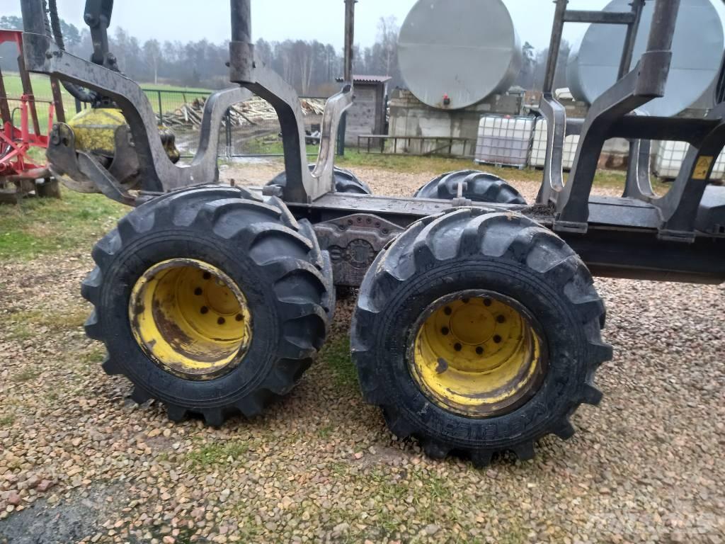 John Deere 810E Autocargadoras