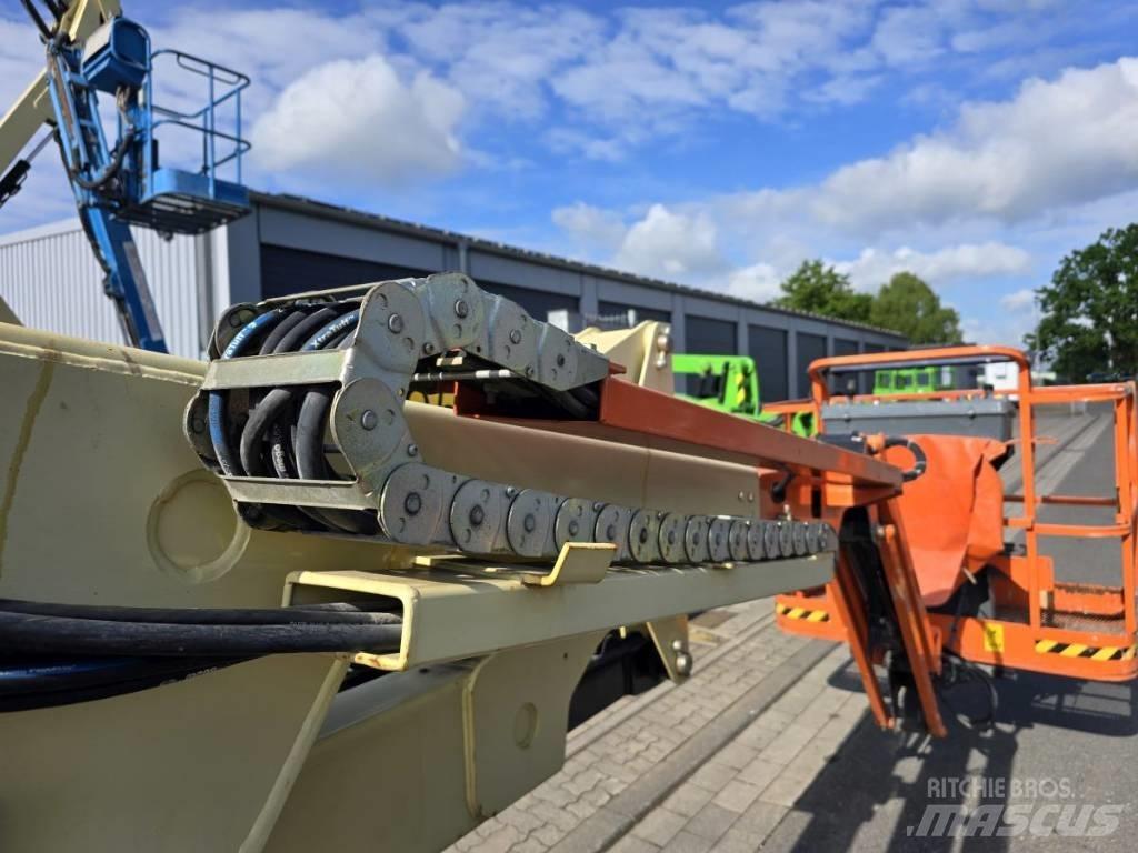 JLG E 450 AJ Plataforma de trabajo articulada