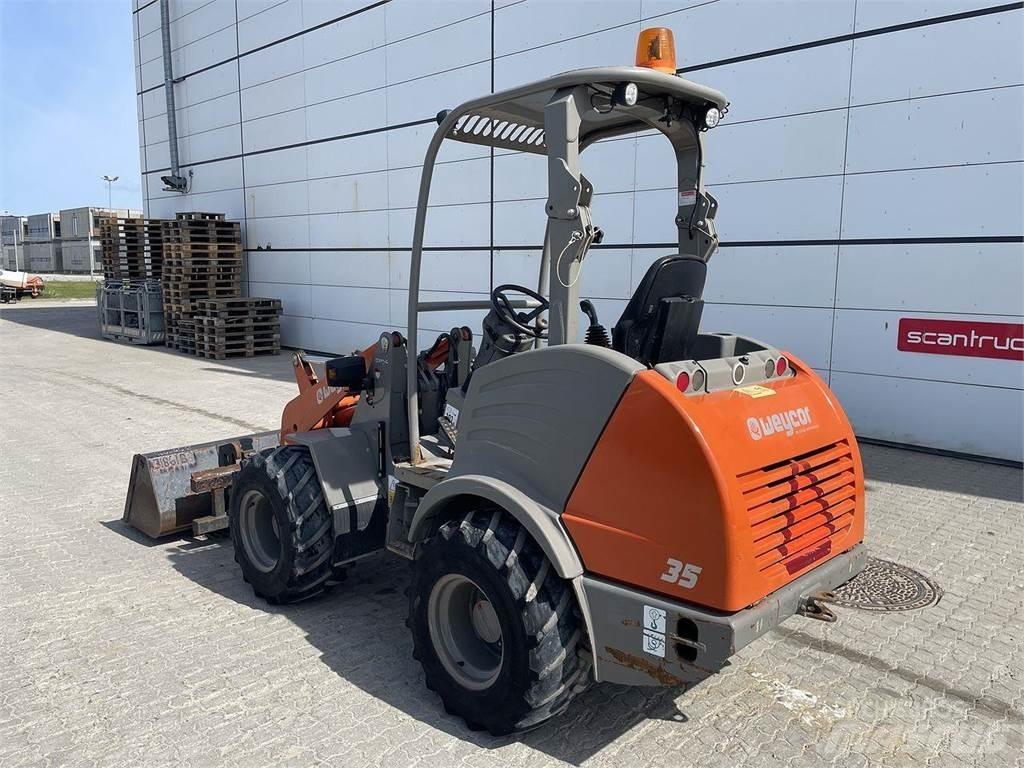 Atlas AR35 Cargadoras multifunción