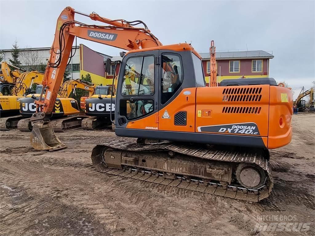 Doosan DX 140 LC-3 Excavadoras de cadenas