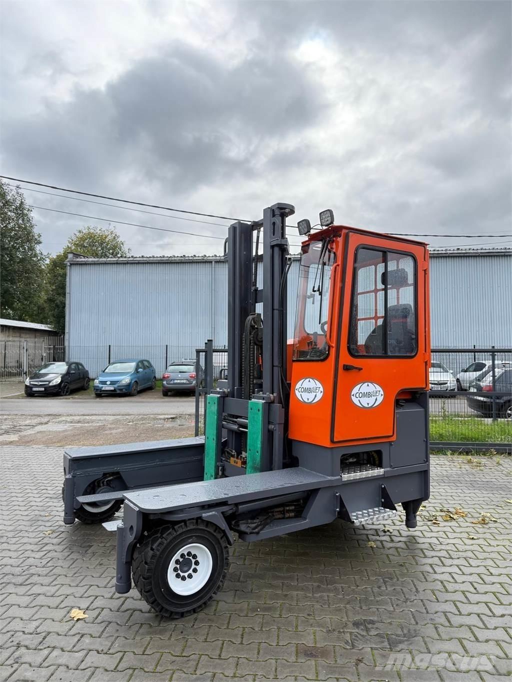 Combilift C5000 XL 4 vías o cuatro caminos