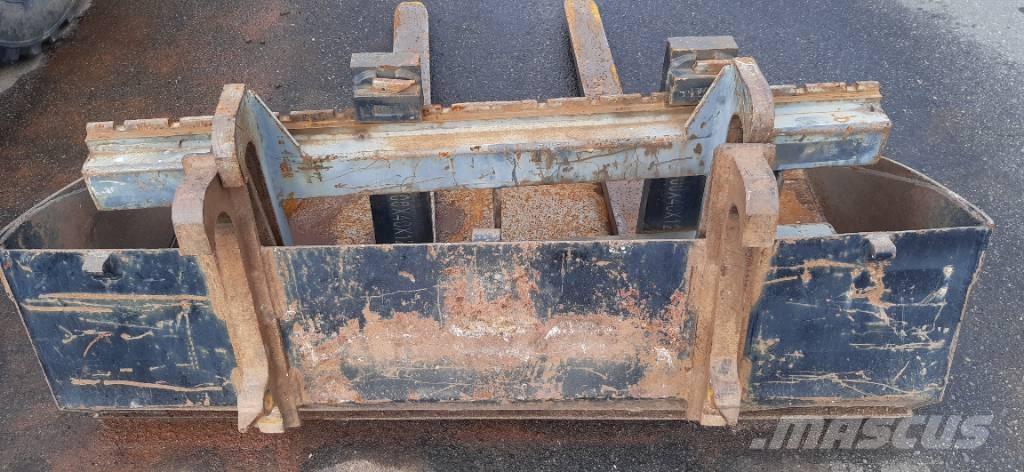 Wiedemann 1380 Minicargadoras