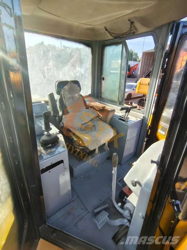 CAT D6G Buldozer sobre oruga