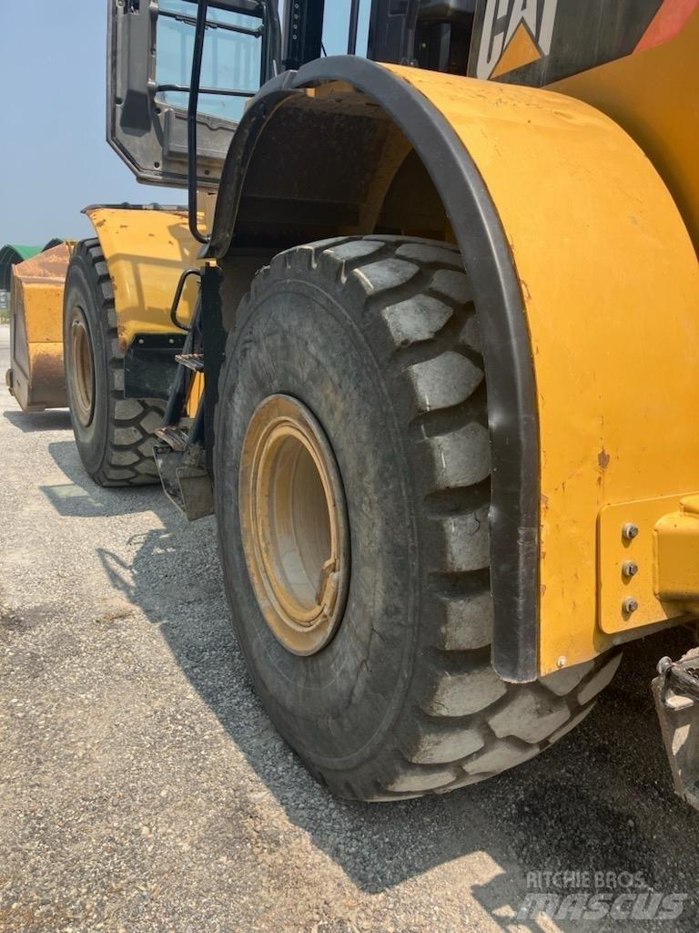 CAT 966 K Cargadoras sobre ruedas