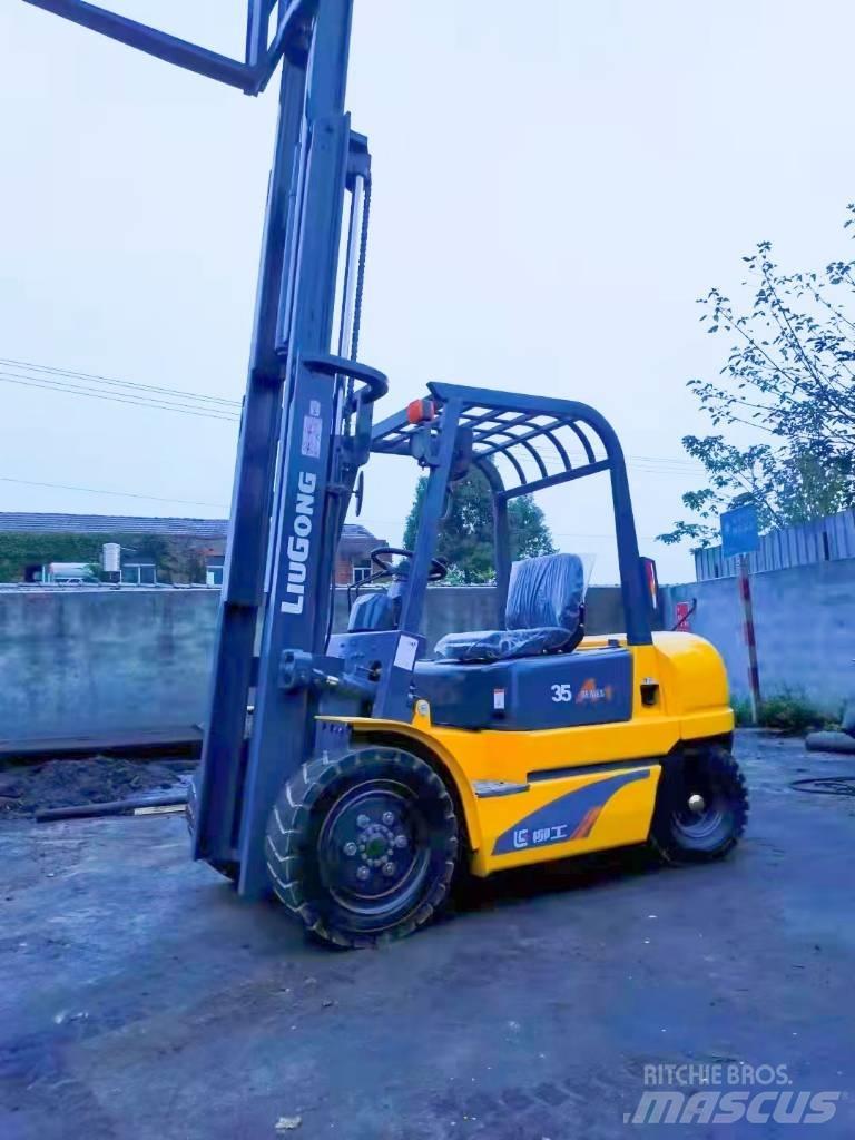LiuGong CPC 35 Carretillas diesel