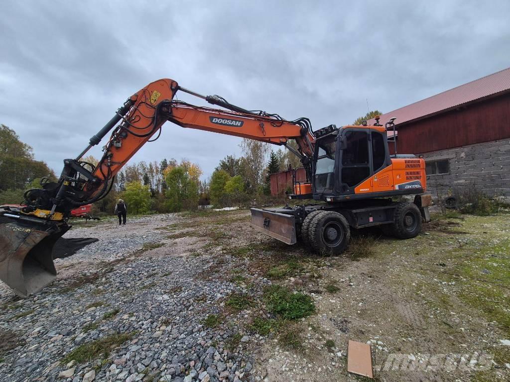 Doosan DX 170 W Excavadoras de ruedas