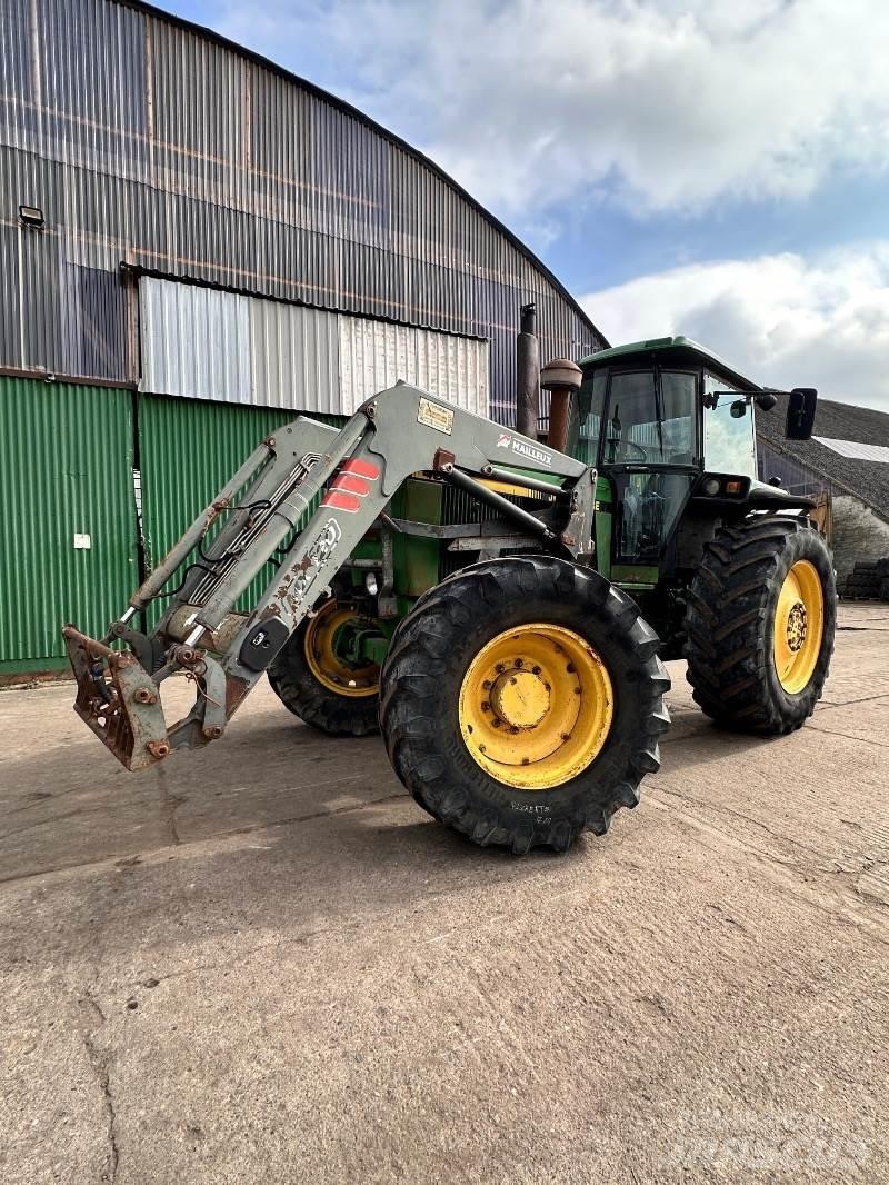 John Deere 4055 Tractores