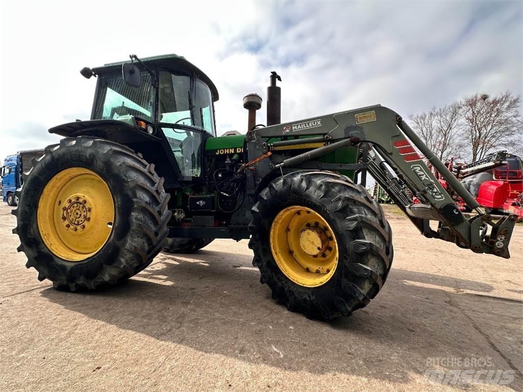John Deere 4055 Tractores