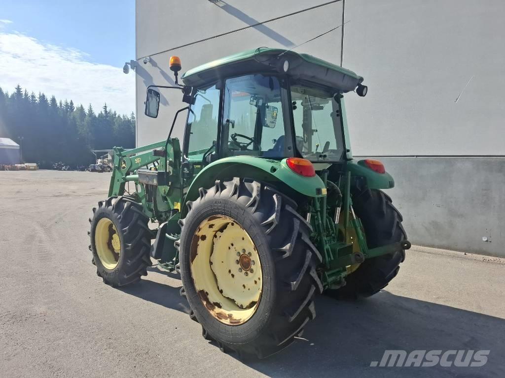 John Deere 5820 Tractores