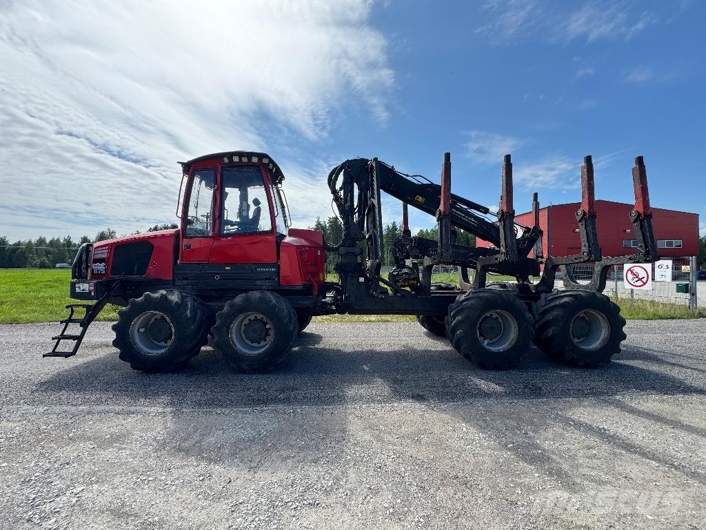 Komatsu 875 Autocargadoras