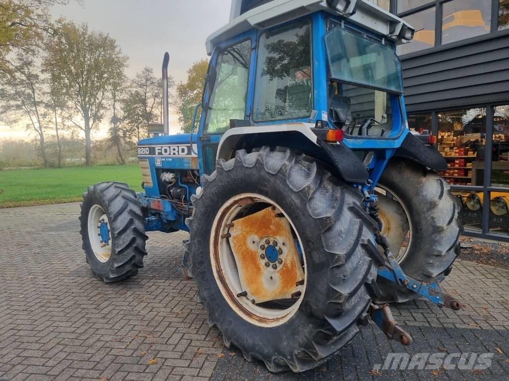 Ford 8210 Tractores