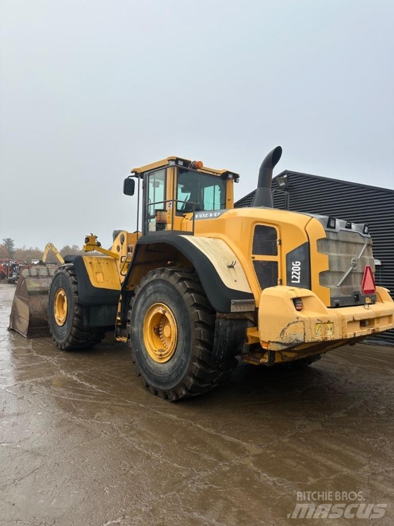 Volvo L 220 G Cargadoras sobre ruedas
